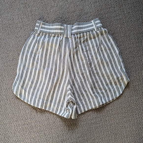 Madewell Linen Blend Striped High Waist Shorts - Picture 2 of 3